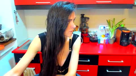 Snapshot of sexqueen1111 chatting on March 12, 12:04 pm sexqueen1111 online show from March 12, 12:04 pm