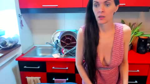 Snapshot of sexqueen1111 chatting on March 2, 4:07 am sexqueen1111 online show from March 2, 4:07 am