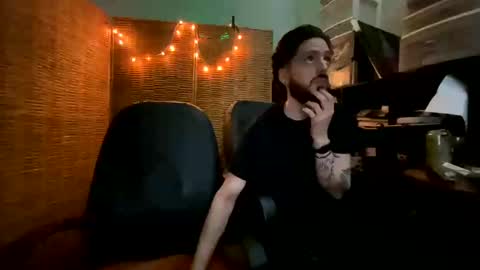 sexsfreak1 online show from September 28, 6:55 am