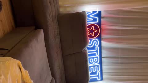 NIKKI KATE LIZA AND BOYS online show from December 10, 5:22 pm