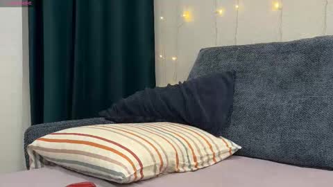 NIKKI KATE LIZA AND BOYS online show from February 14, 4:21 pm