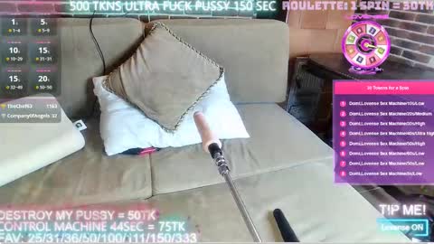 Sexualochka online show from December 1, 8:40 pm