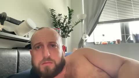 Snapshot of sexxfreak21 chatting on December 7, 5:15 pm sexxfreak21 online show from December 7, 5:15 pm