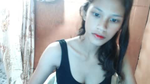 Dahlia online show from April 2, 9:44 pm