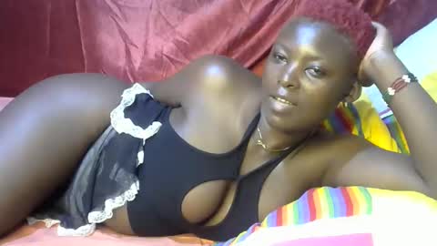 Snapshot of sexxy_triza chatting on September 12, 2:30 pm triza online show from September 12, 2:30 pm