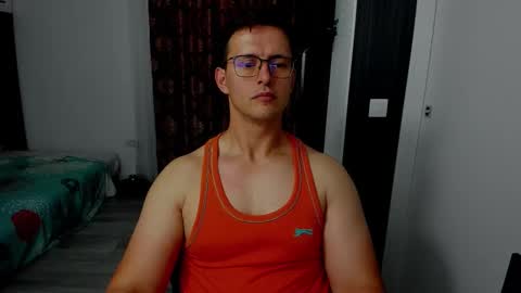 Sexxymuscles4U online show from September 13, 9:45 am