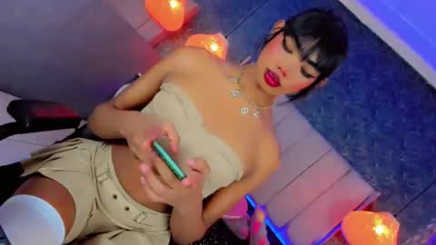 sexy_aisha20 online show from March 19, 12:05 am