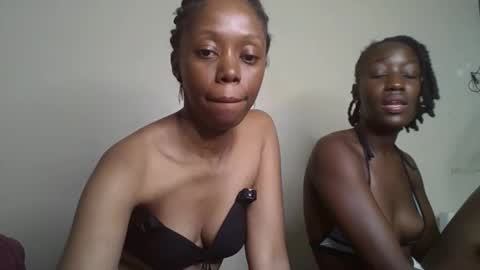 sexy_banny4 online show from January 15, 8:39 pm