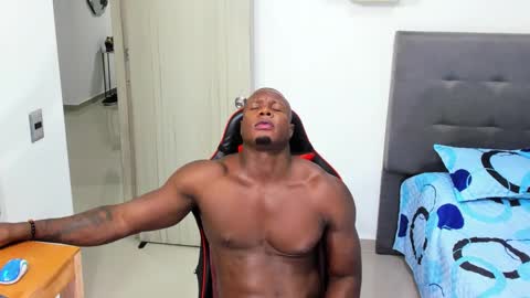 sexy blackman online show from February 27, 6:13 am