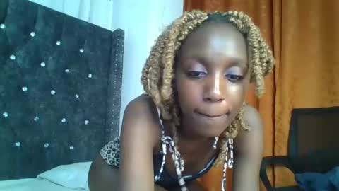 sexy_ebony_nica online show from January 31, 9:05 pm