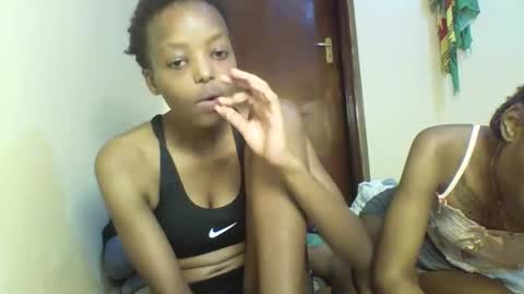 Snapshot of sexy_kaly chatting on September 28, 5:22 pm Sexy kaly online show from September 28, 5:22 pm