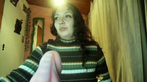 sexy lolas online show from April 18, 1:29 am