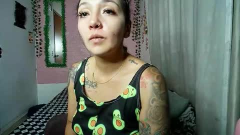 sexy lolas online show from October 10, 2:06 am