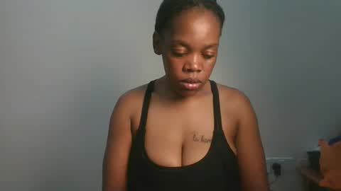 sexy_lyna online show from January 14, 6:21 am