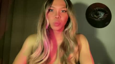 Nicole online show from June 12, 7:51 am