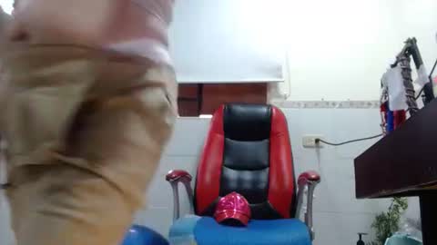 MARIPOSA online show from November 18, 2:09 pm