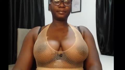 zoe online show from May 11, 4:04 pm