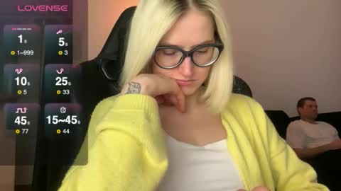 Sexy-Sweets online show from November 12, 6:43 pm