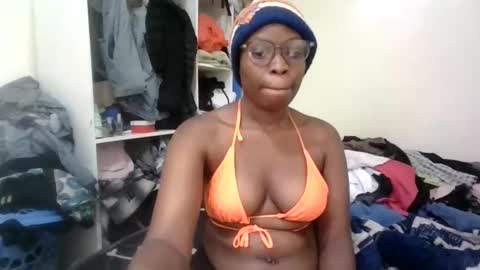 sexy_tatty2 online show from October 14, 4:21 pm