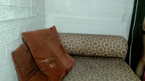   online show from February 20, 11:01 am