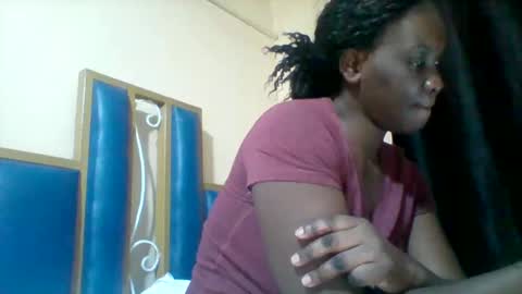 Snapshot of sexy_vivy1 chatting on October 28, 11:22 am sexy_vivy1 online show from October 28, 11:22 am