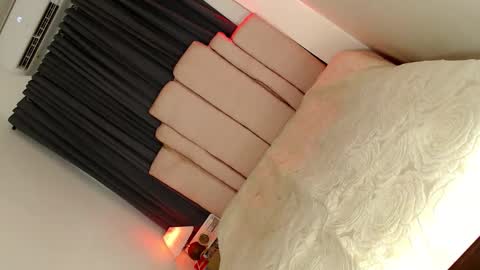 Lexie online show from April 17, 5:10 am