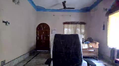 xcxcxcx online show from October 31, 6:25 am