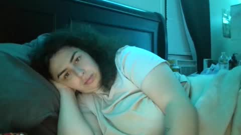 ETERNAL GODDESS WOMAN  online show from September 15, 2:35 am