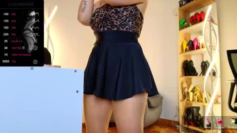 katalina larson online show from January 15, 4:43 am