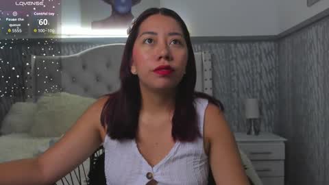 laura online show from March 27, 11:22 am