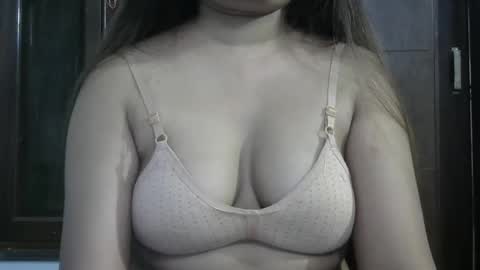 Snapshot of sexylavanya143 chatting on September 18, 8:02 pm sexy lavanya online show from September 18, 8:02 pm