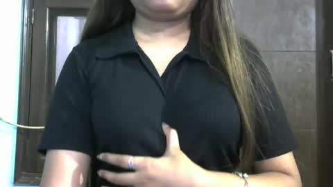 Snapshot of sexylavanya143 chatting on February 4, 8:46 am sexy lavanya online show from February 4, 8:46 am