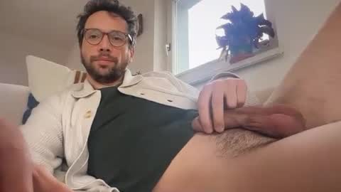 Leo online show from February 8, 12:41 pm