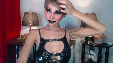 Queen Sofia online show from October 5, 11:07 am