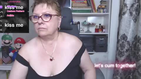 sexylynette4u online show from October 20, 9:14 am
