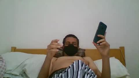 Snapshot of sexymachine069 chatting on October 25, 9:30 am Homer009 online show from October 25, 9:30 am