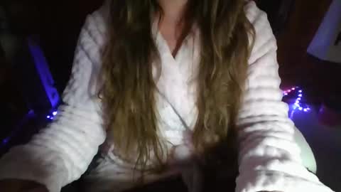 sexymisss24 online show from December 19, 4:35 pm