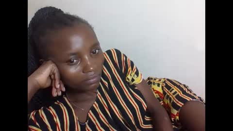 VIVIAN online show from October 30, 8:37 am