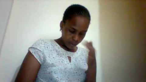 DOVY ACHIENG online show from October 22, 8:50 am