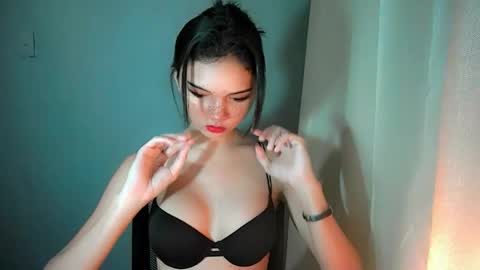 sexytight_tanya online show from January 19, 12:37 pm