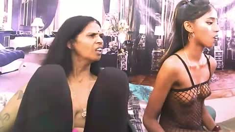 sexyva4u2luv online show from October 29, 9:11 am