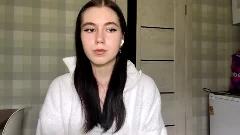 Eva online show from April 13, 4:33 pm