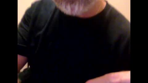 Snapshot of shakeyman889 chatting on December 2, 4:24 am shakeyman889 online show from December 2, 4:24 am