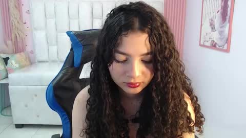 Shalon  online show from September 27, 5:11 pm