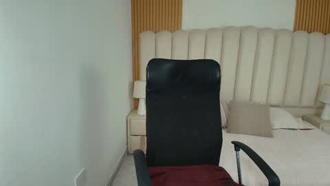 shanelle online show from March 6, 7:29 am