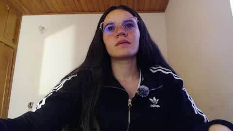 shanel_lozano online show from June 3, 3:39 pm