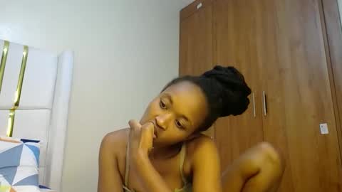 shanizz online show from February 26, 11:52 pm