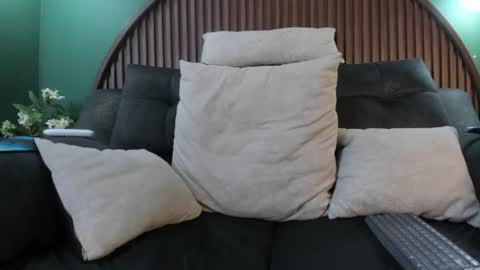 shannel__queen online show from June 21, 12:28 am