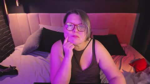 Shannon online show from January 15, 1:09 pm