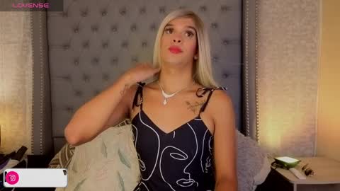 Shantal Jones online show from September 20, 11:19 pm